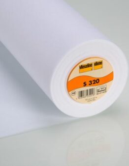 Schabrackeneinlage S 320 von Freudenberg  90cm breit