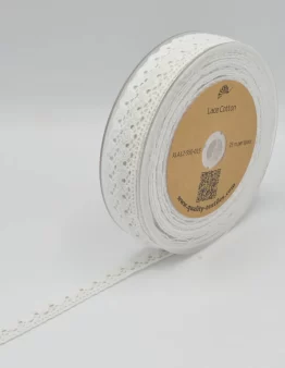 Häkelborte 15mm in white 550 (XLA12)