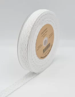 Häkelborte 25mm in white 550 (XLA12)