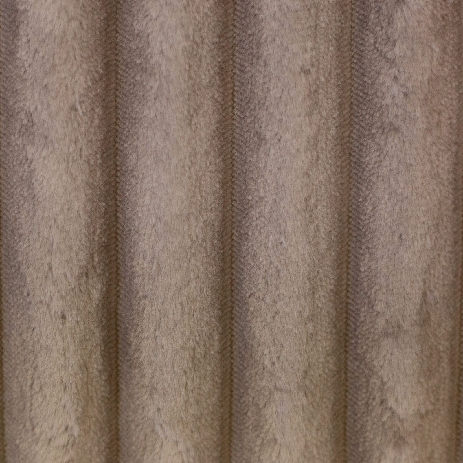 Plüsch Breitcord Plön schlamm Farbe 000674 von Swafing